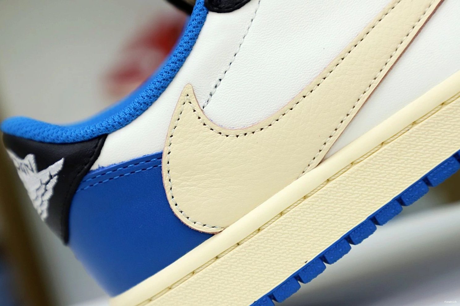 TRAVIS AIR DESIGN JORDAN FRAGMENT 1 X X LOW SCOTT 0817